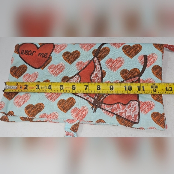 Wash Me Wear Me Intimates Double-Sided Hearts Travel Laundry Bag New - Picture 7 of 8
